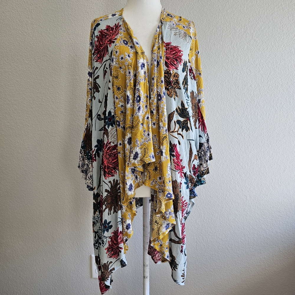 Anthropologie Umgee Floral Meadow Flower Patchwork Boho Kimono